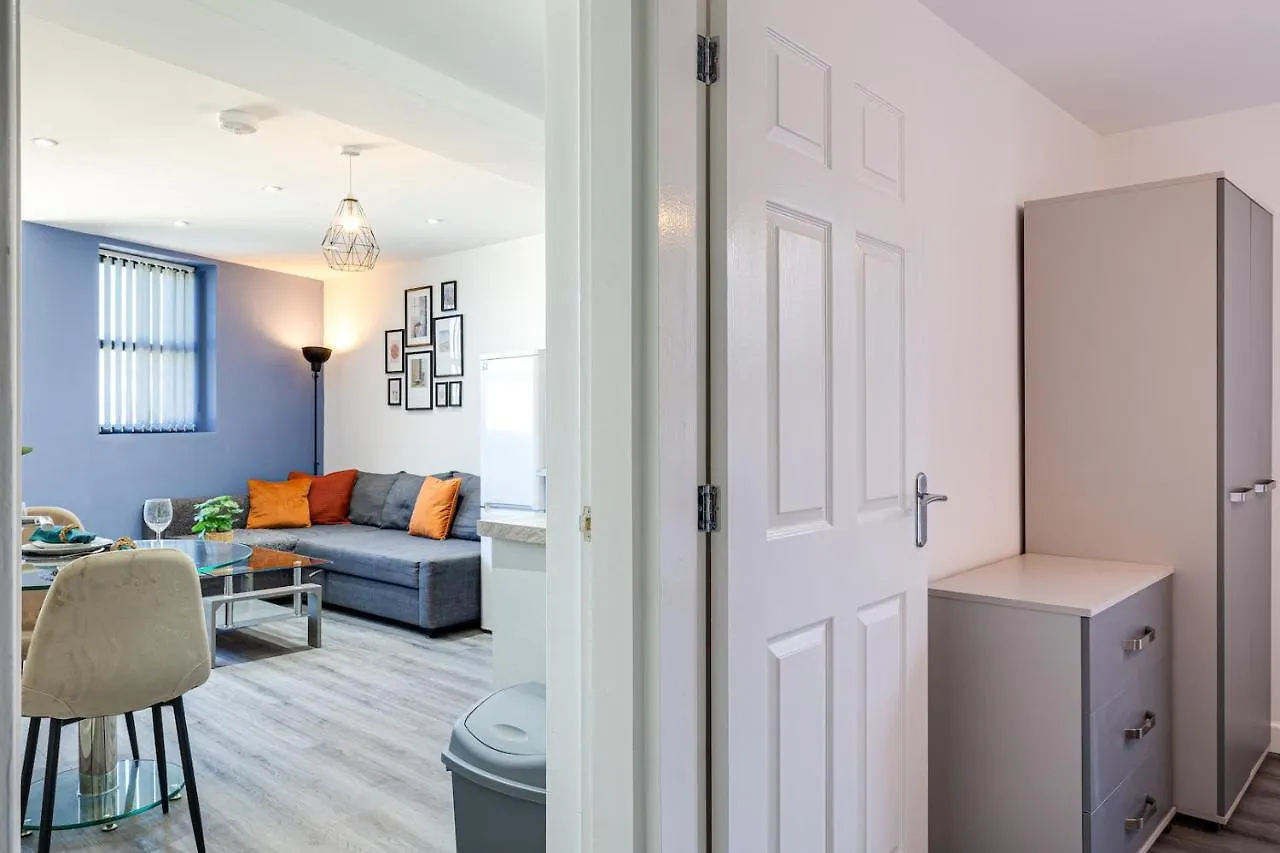 Stunning 1 Bed Apartment In The Heart Of Stockport